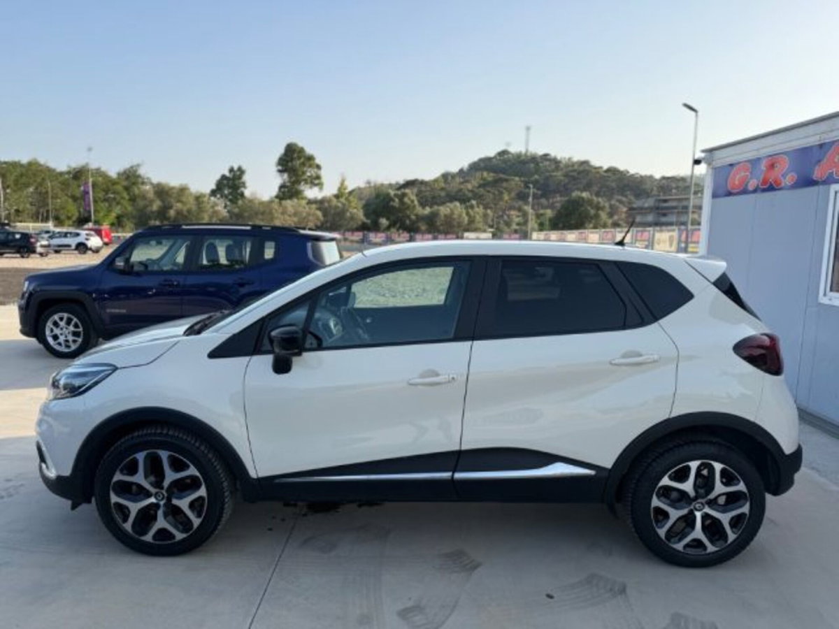 Renault Captur 1.5 dCi 8V 90 CV EDC Energy R-Link (4)