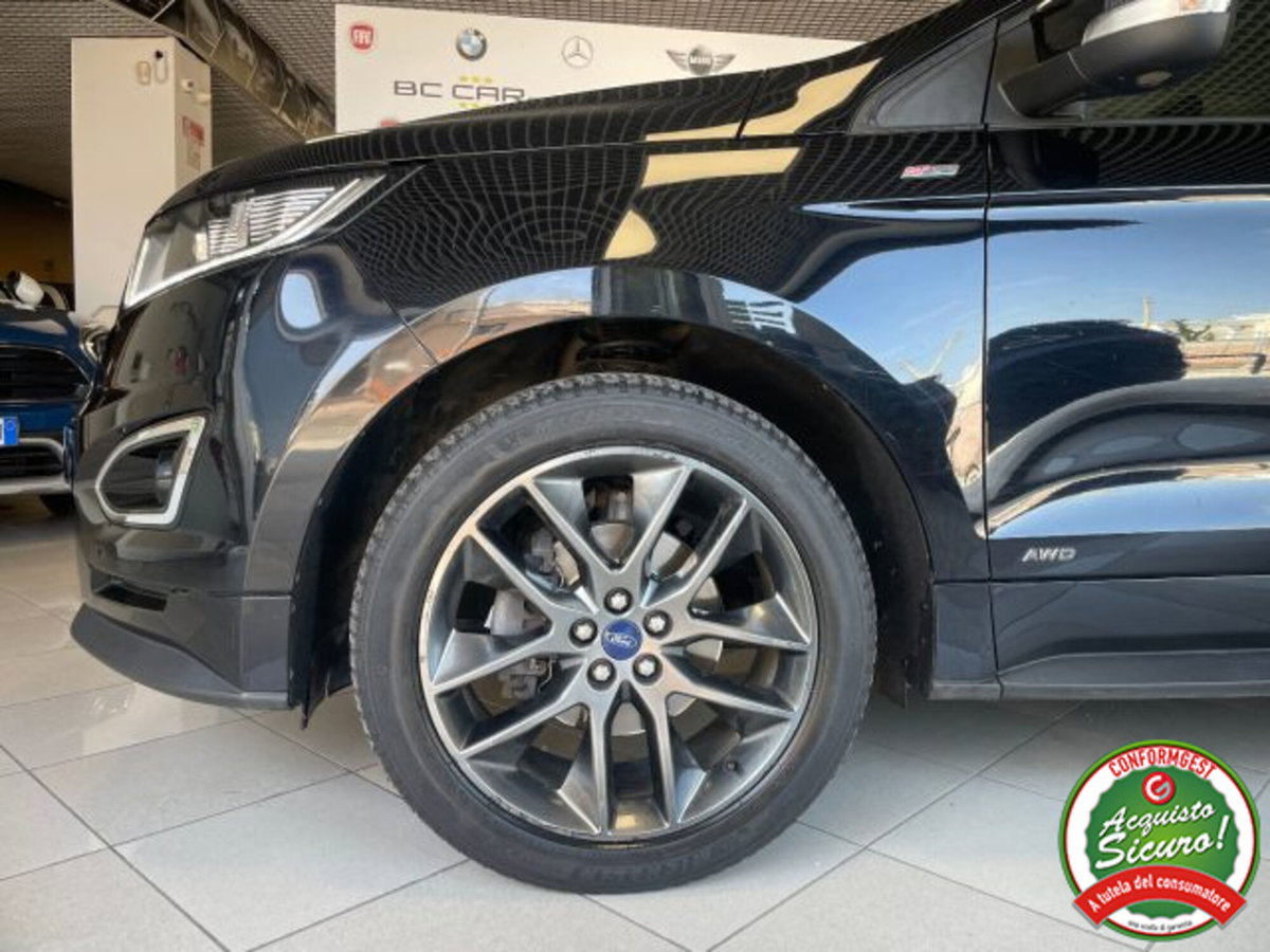 Ford Edge 2.0 TDCI 210 CV AWD S&S Powershift ST Line (20)