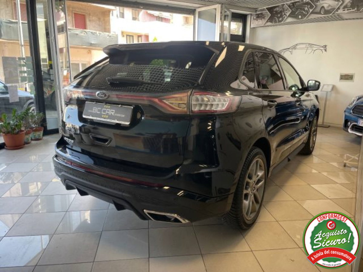 Ford Edge 2.0 TDCI 210 CV AWD S&S Powershift ST Line (4)