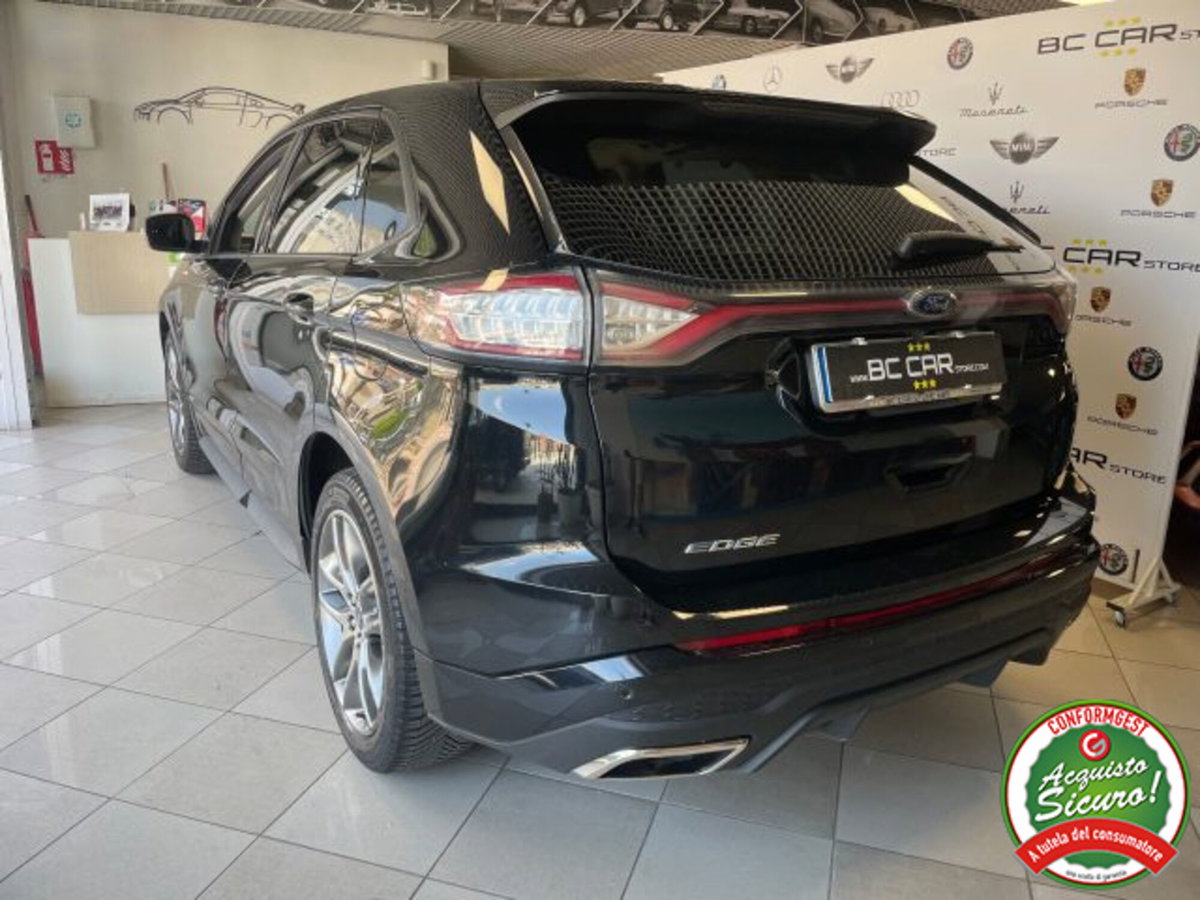 Ford Edge 2.0 TDCI 210 CV AWD S&S Powershift ST Line (6)