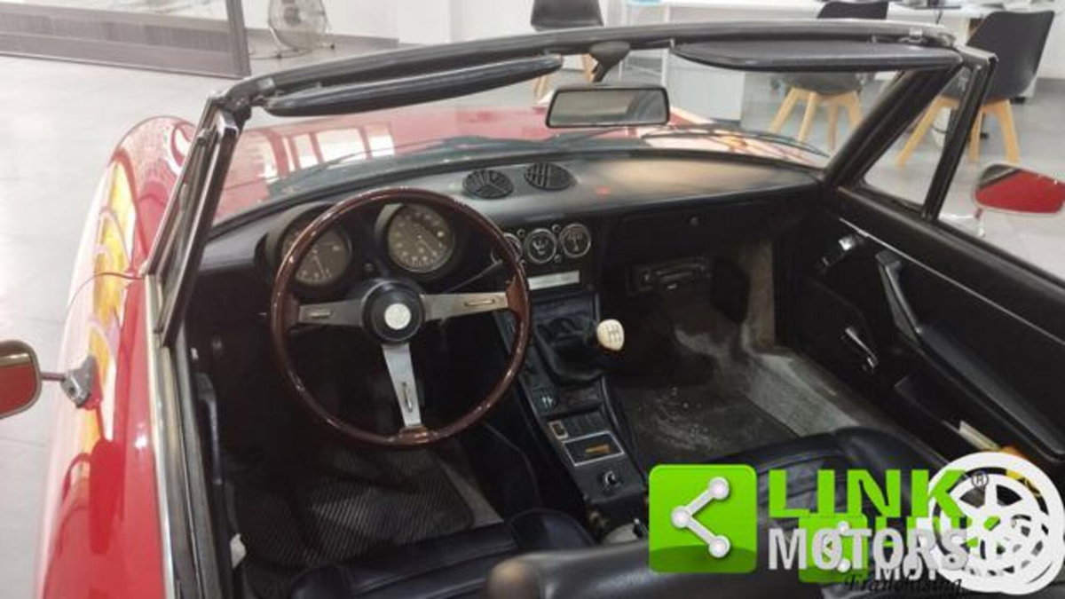 Alfa Romeo Spider 2.0 Veloce (12)