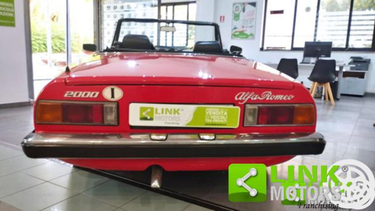 Alfa Romeo Spider 2.0 Veloce (19)