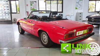Alfa Romeo Spider 2.0 Veloce (8)