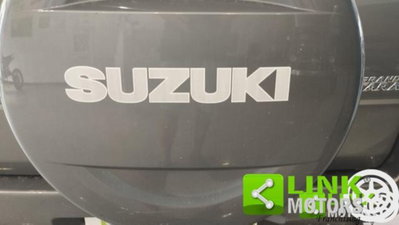 Suzuki Grand Vitara 1.9 DDiS 5 porte Executive (15)