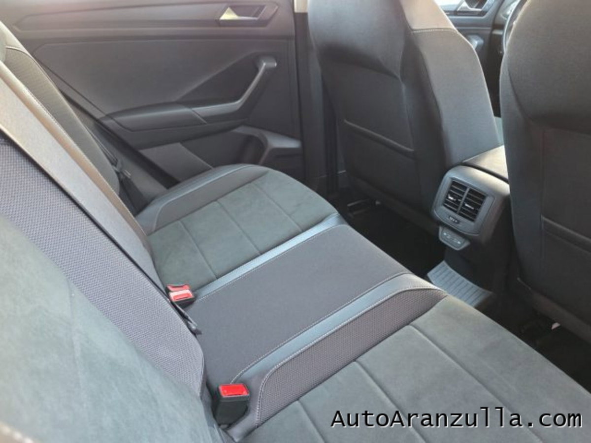 Volkswagen T-Roc 2.0 tdi Style 4motion 150cv dsg (17)