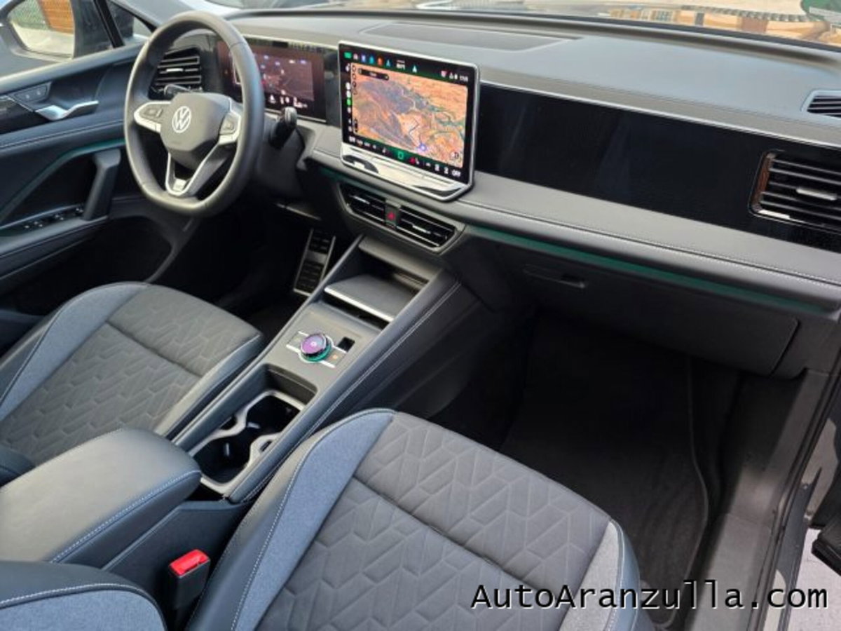 Volkswagen Tiguan 2.0 tdi Life 150cv dsg (9)