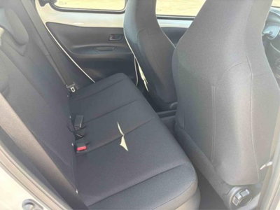 Toyota Aygo X 1.5 hybrid e-cvt (14)