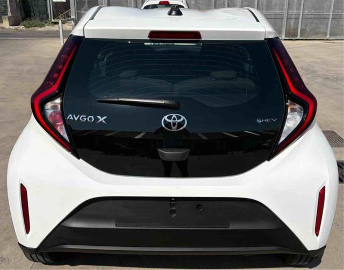 Toyota Aygo X 1.5 hybrid e-cvt (4)