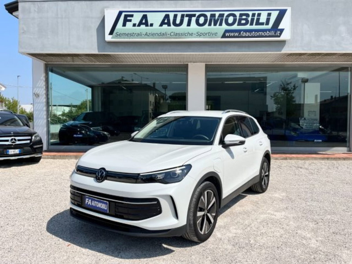 Volkswagen Tiguan 1.5 tsi ehybrid Edition 204cv dsg (12)