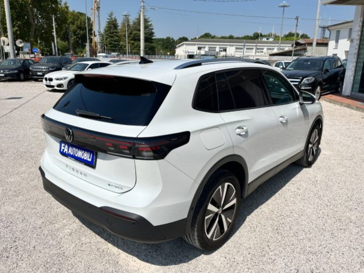 Volkswagen Tiguan 1.5 tsi ehybrid Edition 204cv dsg (13)