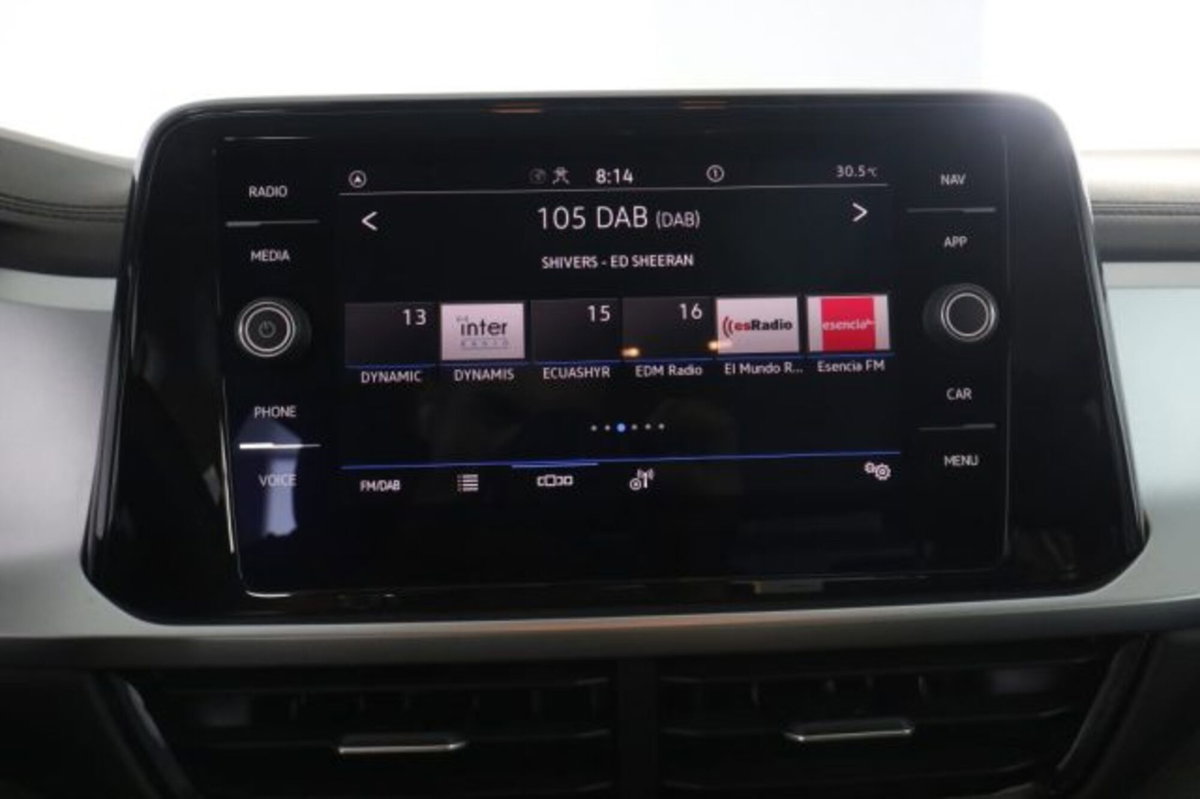Volkswagen T-Roc 1.5 tsi Life dsg (11)