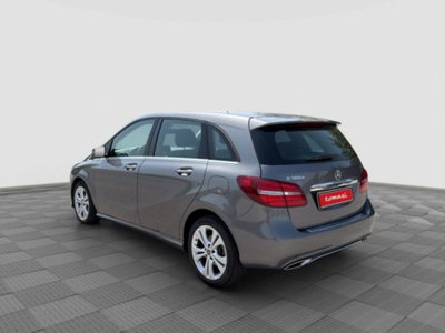 Mercedes-Benz CLA Shooting Brake 180 d Automatic Sport (3)