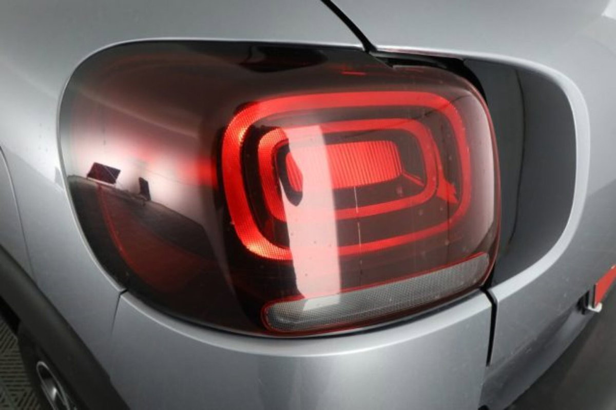 Citroen C3 Aircross 1.2 puretech You s&s 110cv (10)