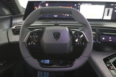 Peugeot 5008 1.2 hybrid GT 145cv 5p.ti e-dcs6 (14)