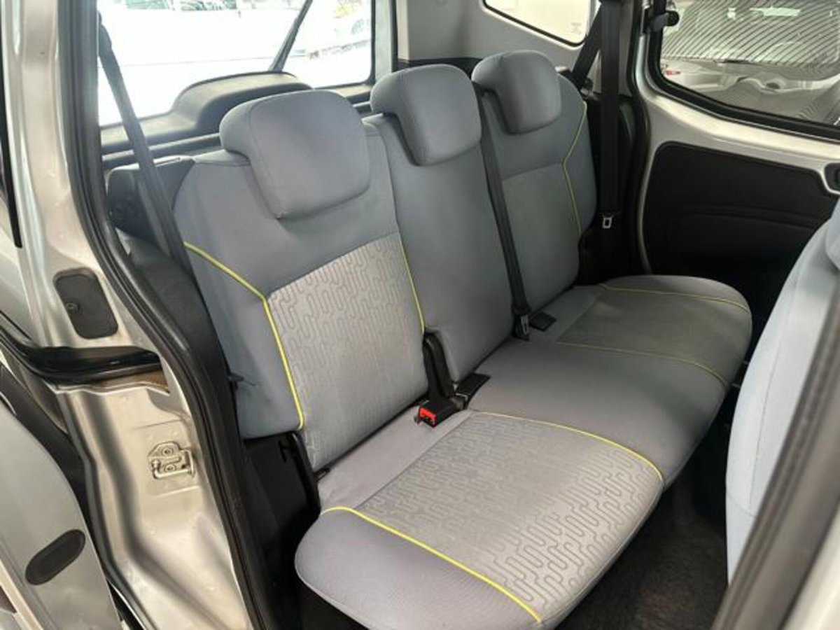 Peugeot Bipper 1.3 HDi 75 FAP Stop&Start Active (11)