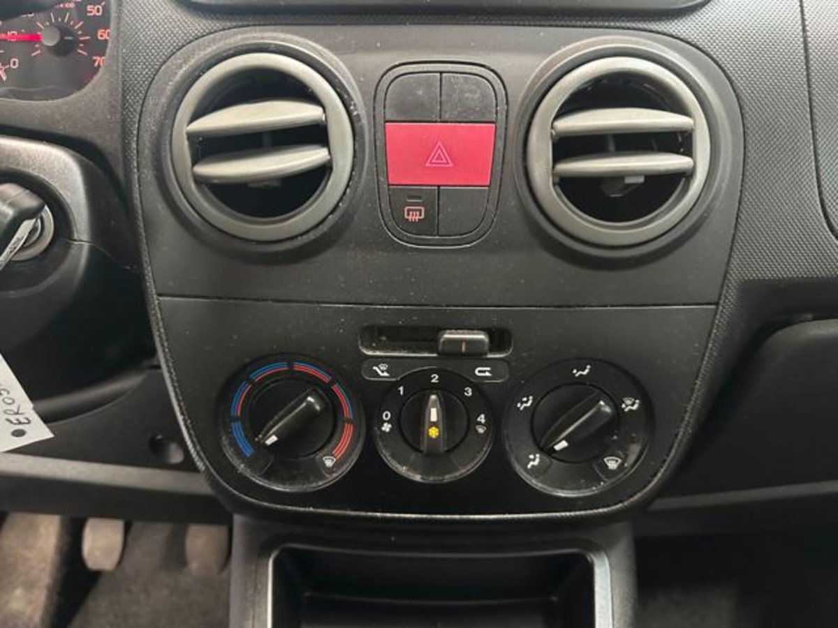 Peugeot Bipper 1.3 HDi 75 FAP Stop&Start Active (14)