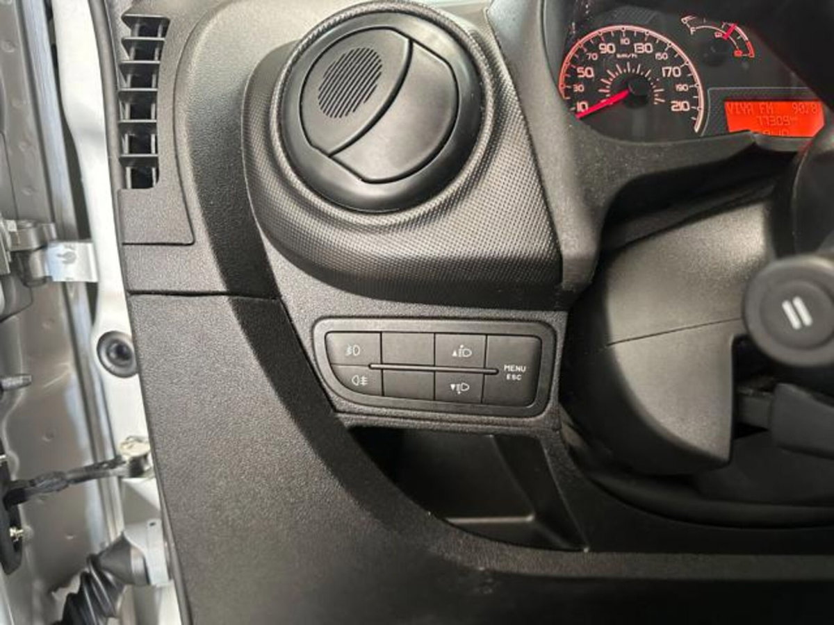 Peugeot Bipper 1.3 HDi 75 FAP Stop&Start Active (19)