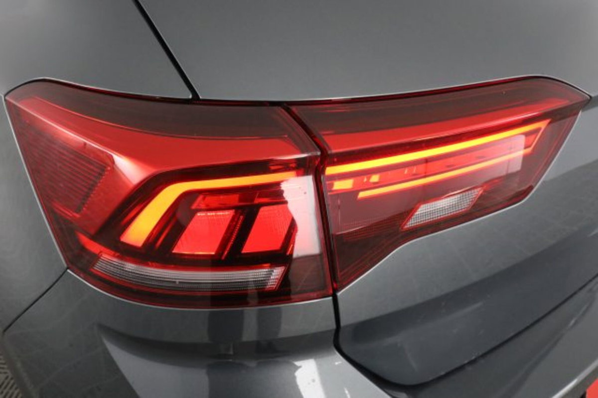Volkswagen T-Roc 1.5 tsi Life dsg (10)