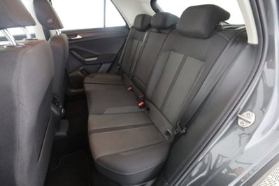 Volkswagen T-Roc 1.5 tsi Life dsg (3)
