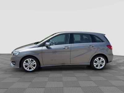 Mercedes-Benz CLA Shooting Brake 180 d Automatic Sport (2)