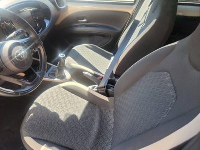Toyota Aygo X 1.0 VVT-i 72 CV 5p. Undercover S-CVT (10)