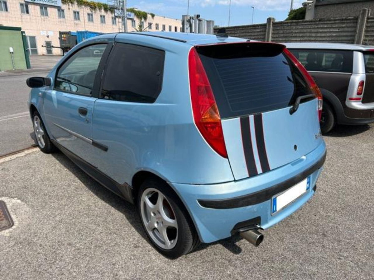 Fiat Punto 1.2i 16V cat 3 porte ELX (3)