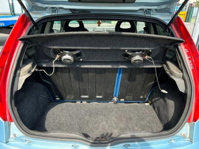 Fiat Punto 1.2i 16V cat 3 porte ELX (7)
