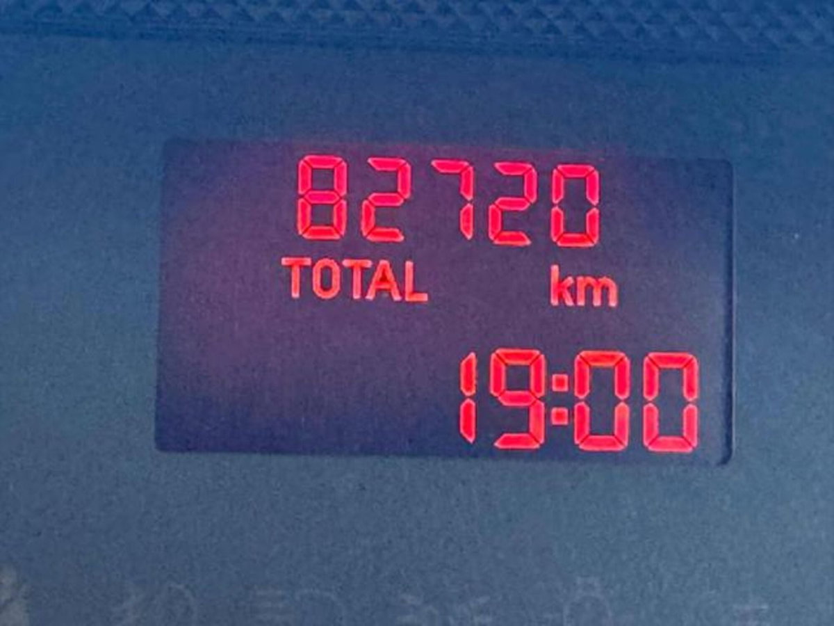 Fiat Idea 1.2 16V BlackLabel (8)