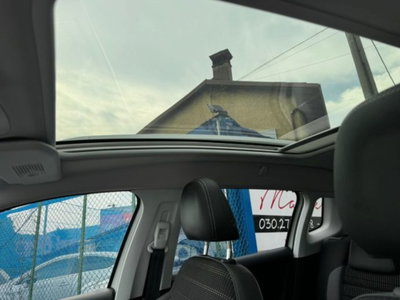 Peugeot 2008 e-HDi 92 CV Stop&Start robotizzato Allure (12)
