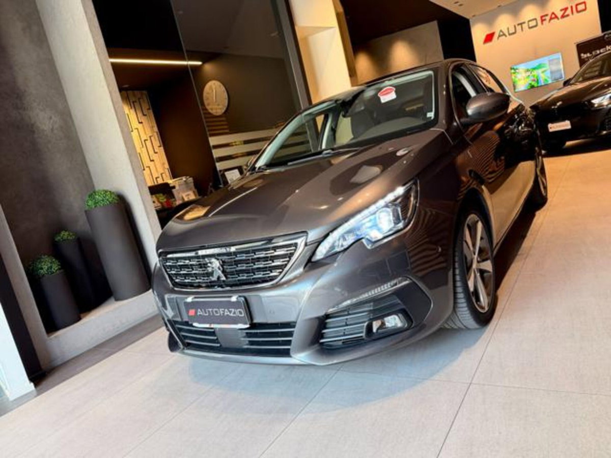 Peugeot 308 BlueHDi 130 S&S EAT8 Tech Edition (2)