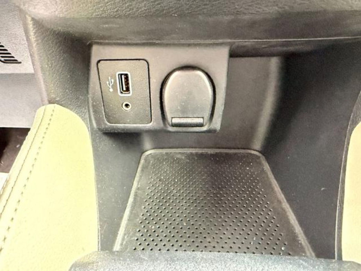 Nissan Micra IG-T 100 5 porte N-Connecta (18)