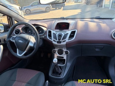 Ford Fiesta 1.4 3 porte Bz.- GPL Titanium (10)