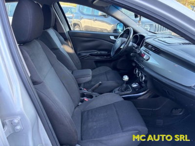 Alfa Romeo Giulietta 1.6 JTDm-2 Distinctive (10)