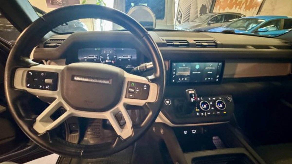 Land Rover Defender 110 3.0D I6 250 CV AWD Auto Commercial SE (12)