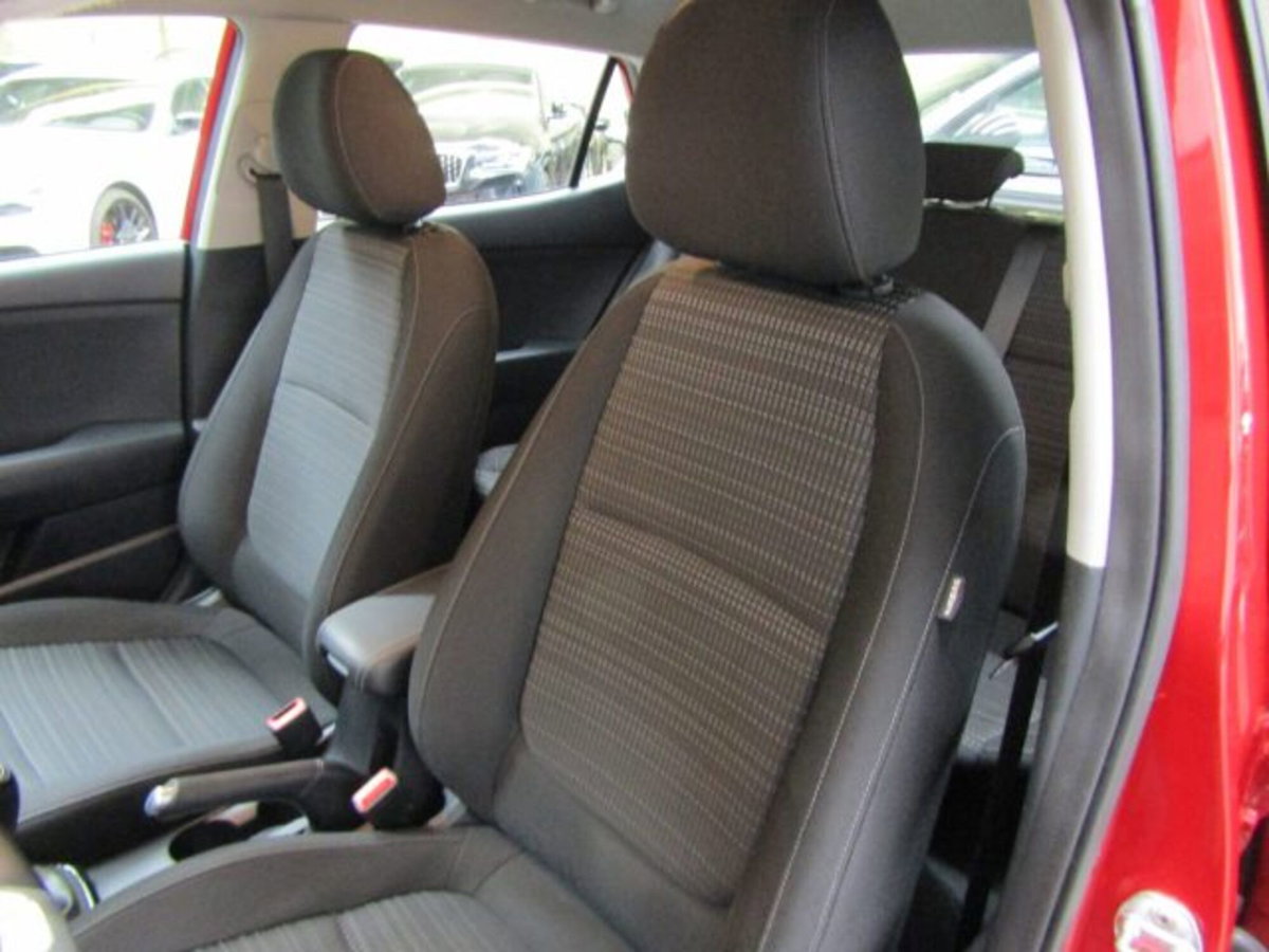Kia Stonic 1.0 T-GDi 120 CV DCT7 Energy (10)