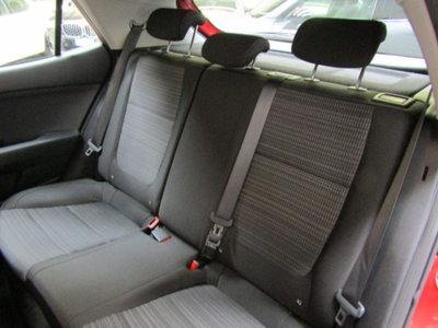 Kia Stonic 1.0 T-GDi 120 CV DCT7 Energy (12)