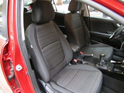 Kia Stonic 1.0 T-GDi 120 CV DCT7 Energy (18)