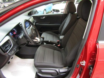 Kia Stonic 1.0 T-GDi 120 CV DCT7 Energy (8)