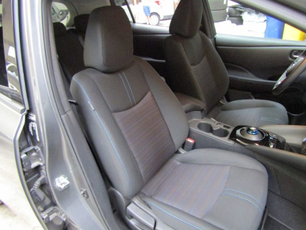 Nissan Leaf Tekna 40 kWh (17)