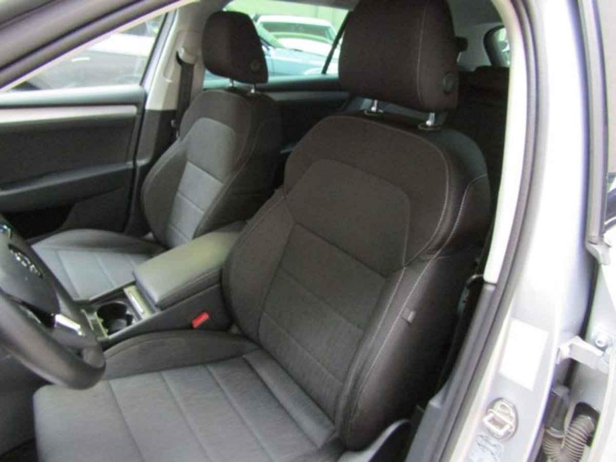 Skoda Superb Station Wagon 2.0 TDI DSG Wagon Executive (10)
