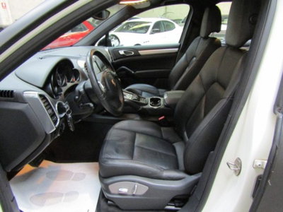 Porsche Cayenne 3.0 Diesel (7)