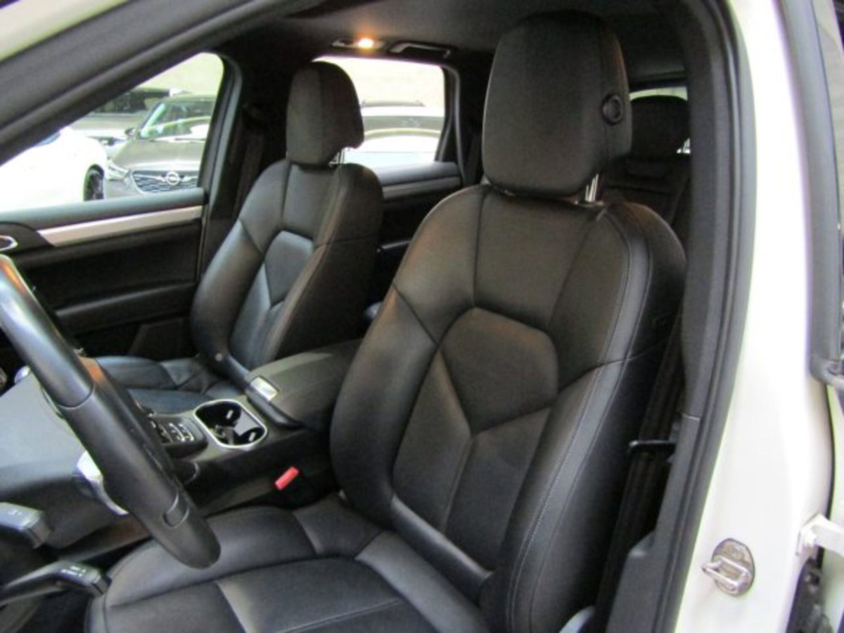Porsche Cayenne 3.0 Diesel (9)