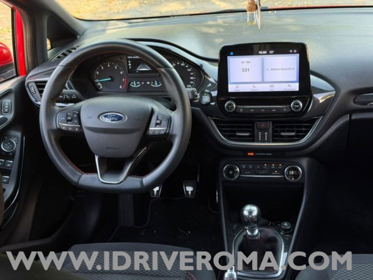 Ford Fiesta 1.0 EcoBoost 100CV 5 porte ST-Line (6)