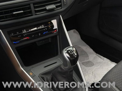 Volkswagen Polo 1.0 tsi Life 95cv (11)