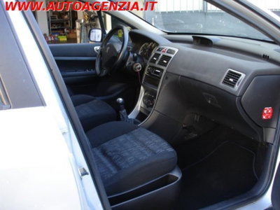Peugeot 307 16V HDi 110CV 5p. HDI Clima (13)