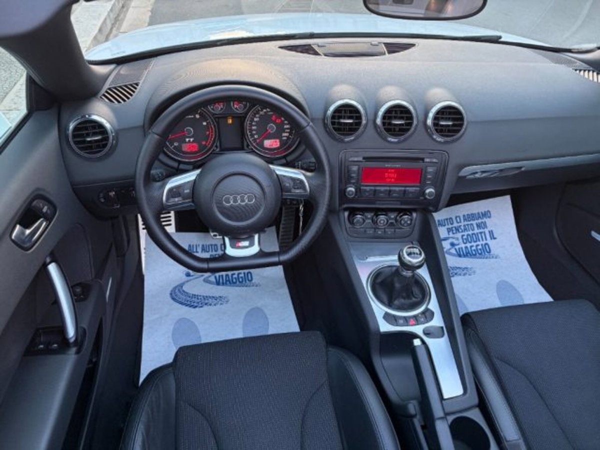 Audi TT Cabrio 1.8 TFSI (13)