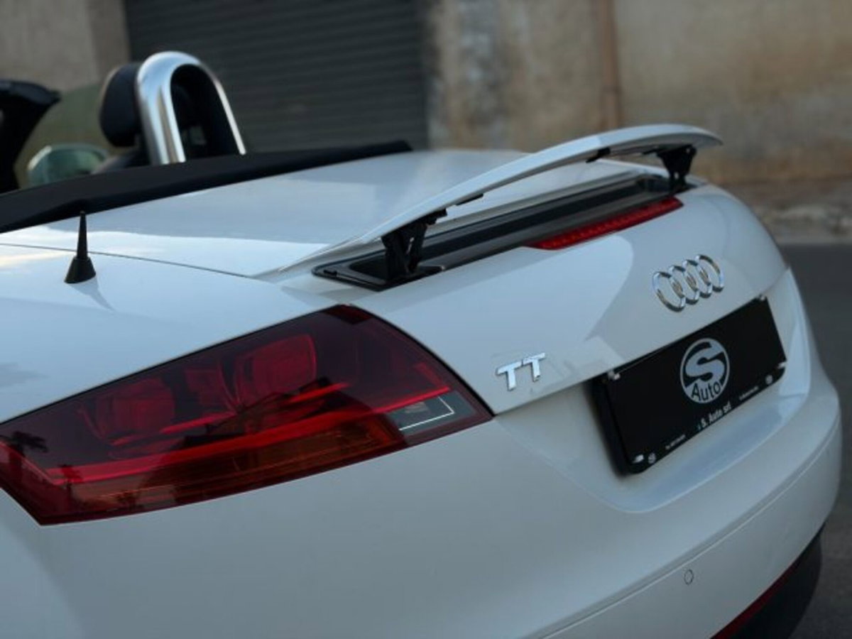 Audi TT Cabrio 1.8 TFSI (16)