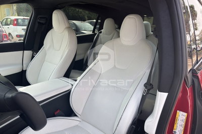 Tesla Model X Model X Plaid (14)