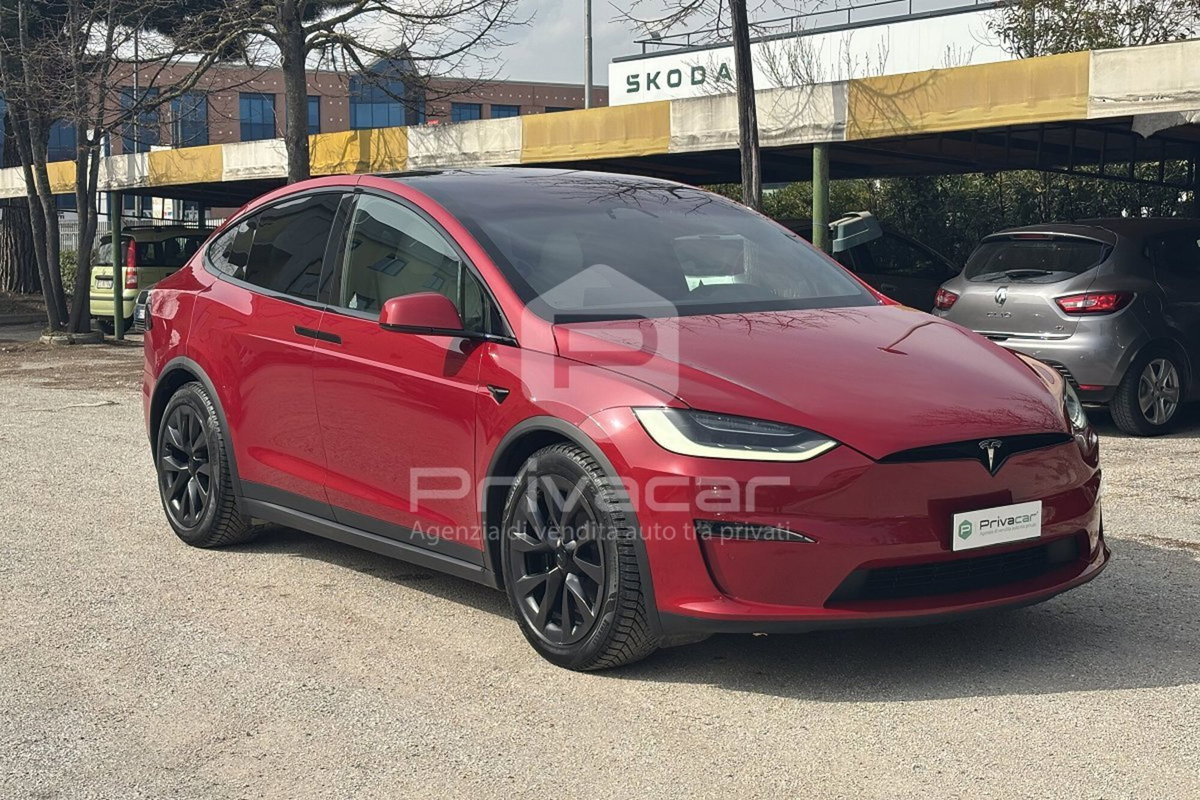 Tesla Model X Model X Plaid (3)