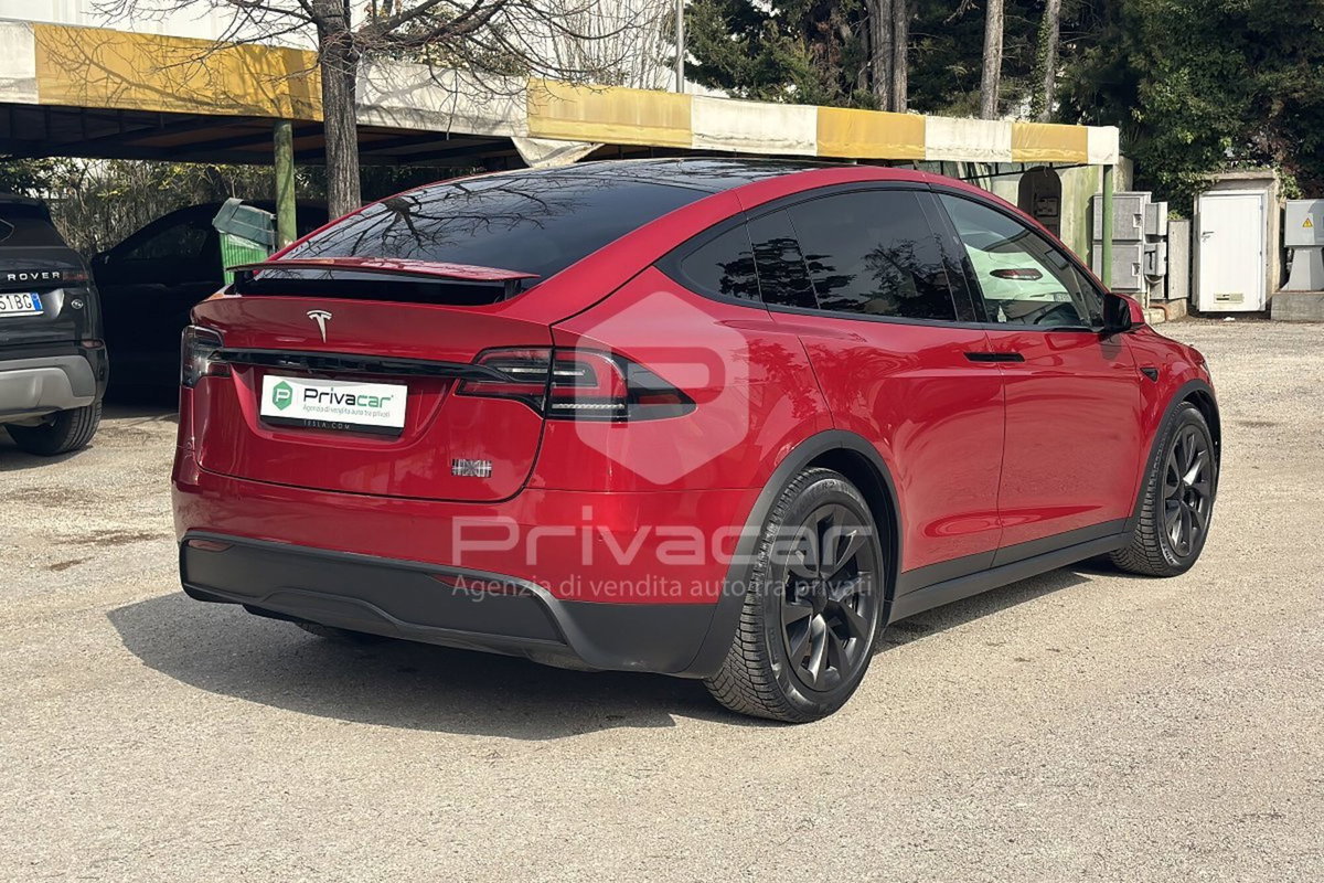 Tesla Model X Model X Plaid (5)